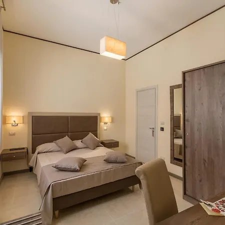 Bed & Breakfast Felice Sud 2*